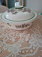 Schaal met deksel Wedgwood Florabunda, Doverstone schaal, Antiek en Kunst, Antiek | Servies los, Ophalen of Verzenden