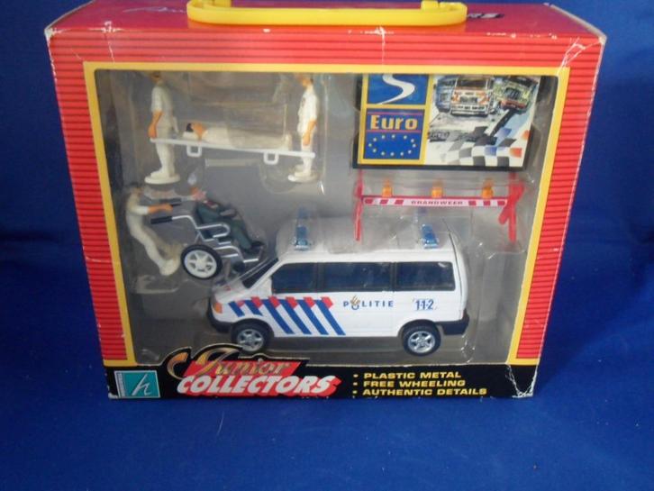 model auto 1.43 Volkswagen VW VAN Politie Nederland set AUTO, Hobby en Vrije tijd, Modelauto's | 1:43, Zo goed als nieuw, Auto