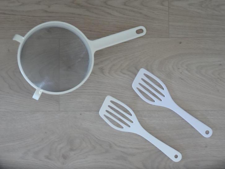 Heiwi zeef/bolzeef en 2x WACA spatel/bakspaan van melamine, Hobby en Vrije tijd, Taarten en Cupcakes maken, Nieuw, Ophalen of Verzenden