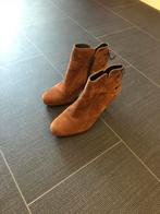 Bruine Suède Laarsjes met Bijpassende Tas, Kleding | Dames, Schoenen, Bruin, Lage of Enkellaarzen, Pepe castell, Ophalen of Verzenden