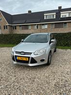 Ford Focus 1.0 Ecoboost 74KW 5-D 2014 Grijs Airco/Cruise, Euro 5, Parkeersensor, 635 kg, Handgeschakeld