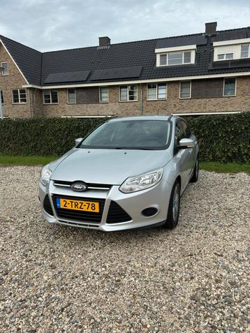 Ford Focus 1.0 Ecoboost 74KW 5-D 2014 Grijs Airco/Cruise beschikbaar voor biedingen