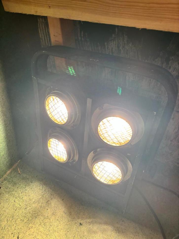 Stageblinder 4-Lichts, Muziek en Instrumenten, Licht en Laser, Gebruikt, Licht, Kleur, Ophalen