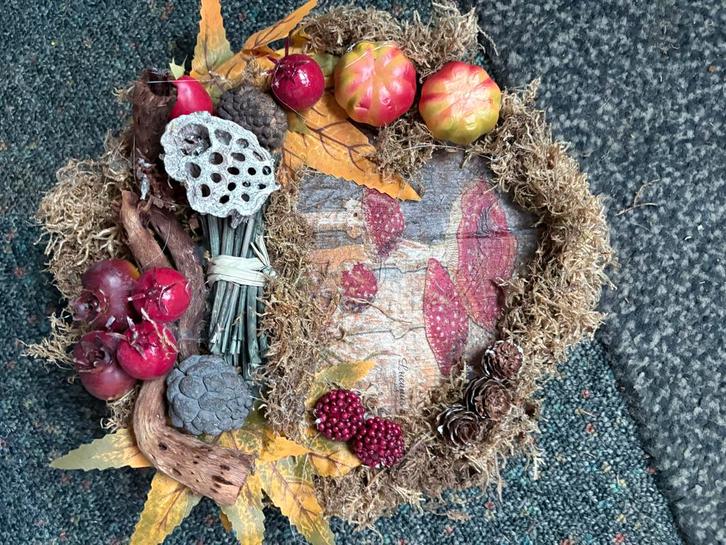 Boomstam Herfstdecoratie, Huis en Inrichting, Woonaccessoires | Kransen, Zo goed als nieuw, Ophalen of Verzenden