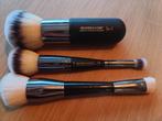 It Cosmetics en Huda Beauty makeup brushes, Verzenden, Gebruikt, Gehele gezicht, Toebehoren