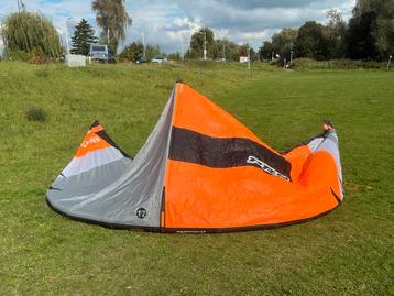 RRD Emotion 17m2 Kite - Perfecte light wind kite! beschikbaar voor biedingen