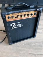 Fame MA-15 gitaarversterker, Ophalen, Zo goed als nieuw, Minder dan 50 watt