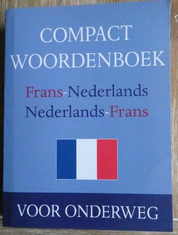 Compact Woordenboek Nederlands - Frans - Nederlands beschikbaar voor biedingen