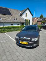 Skoda Superb 1.8 TSI 118KW Combi 2010 Bruin, Voorwielaandrijving, Zwart, 4 cilinders, 160 pk