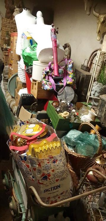 Partij rommelmarkt spullen/partij leuke meuk/dingen. beschikbaar voor biedingen