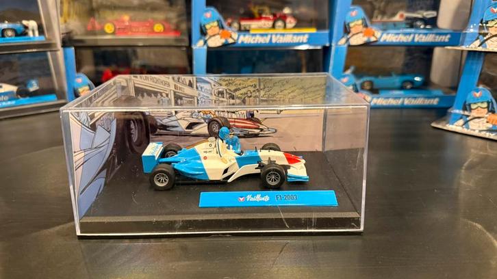 Nr2. Vaillante F1 2003 - Michel Vaillant, Hobby en Vrije tijd, Modelauto's | 1:43, Gebruikt, Auto, Overige merken, Ophalen of Verzenden