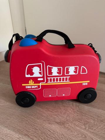 Kinder rolkoffer beschikbaar voor biedingen