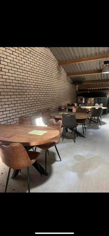 Totale leegverkoop mango meubelen ! Alles moet weg  beschikbaar voor biedingen