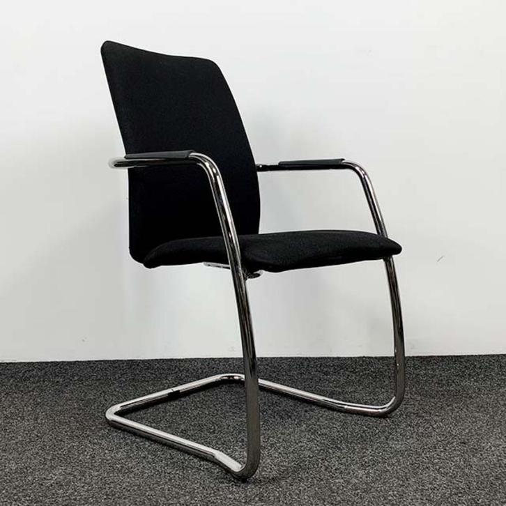 Vergaderstoel Beta Be10 - Zwarte Stof 22936, Huis en Inrichting, Stoelen, Gebruikt, Eén, Stof, Zwart, Ophalen