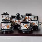 Vintage zwart aardewerken servies met vogel- en bloemmotief, Ophalen of Verzenden, Huis en Inrichting