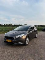 Ford Focus 1.0 Ecoboost 125pk 2015 Grijs Nieuwe APK!, 65 €/maand, 125 pk, Handgeschakeld, 1216 kg