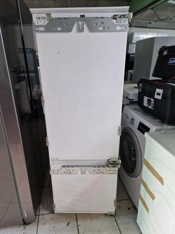 Liebherr inbouwkoelkast 157x54x54 cm izgs (vaste prijs €250) beschikbaar voor biedingen