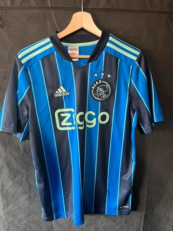 Ajax uit teneu 2021/22 beschikbaar voor biedingen