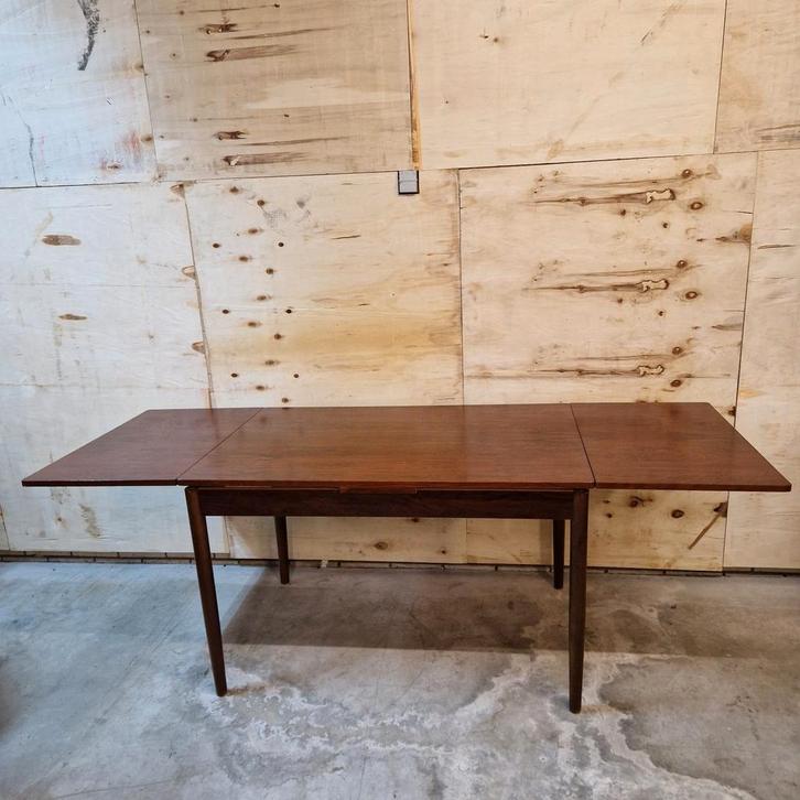 vintage eettafel uitschuifbare eettafel vintage tafel, Verzamelen, Retro, Huis en Inrichting, Ophalen of Verzenden