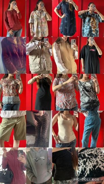 Twee tassen vol kleding beschikbaar voor biedingen