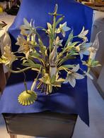 Kroonlucher met ijzeren bloemen, Antiek en Kunst, Curiosa en Brocante, Ophalen