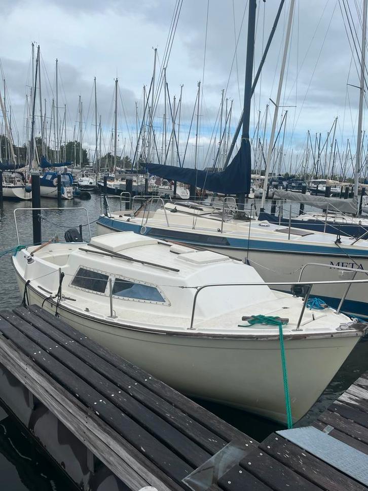 Kajuitbootje met buitenboordmotor – vaarklaar, Watersport en Boten, Motorboten en Motorjachten, Gebruikt, Polyester, Tot 6 meter