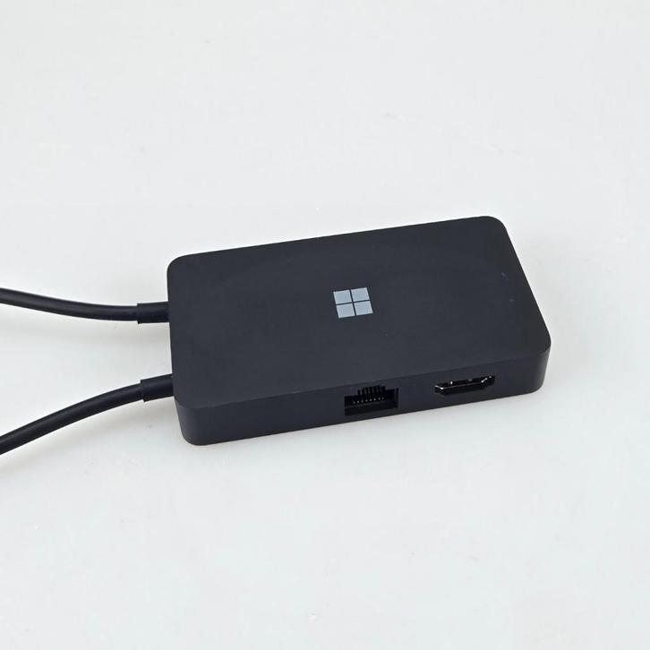Microsoft Surface Traveler Dock | Nieuwstaat, Computers en Software, Netwerk switches, Zo goed als nieuw