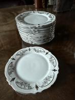 Vintage schoteltjes met Bloemmotief, Gebruikt, Ophalen of Verzenden, Bord(en), Overige stijlen