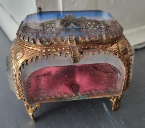Antiek Frans bruidskistje geslepen glas en vergulde randen, Antiek en Kunst, Curiosa en Brocante, Ophalen of Verzenden