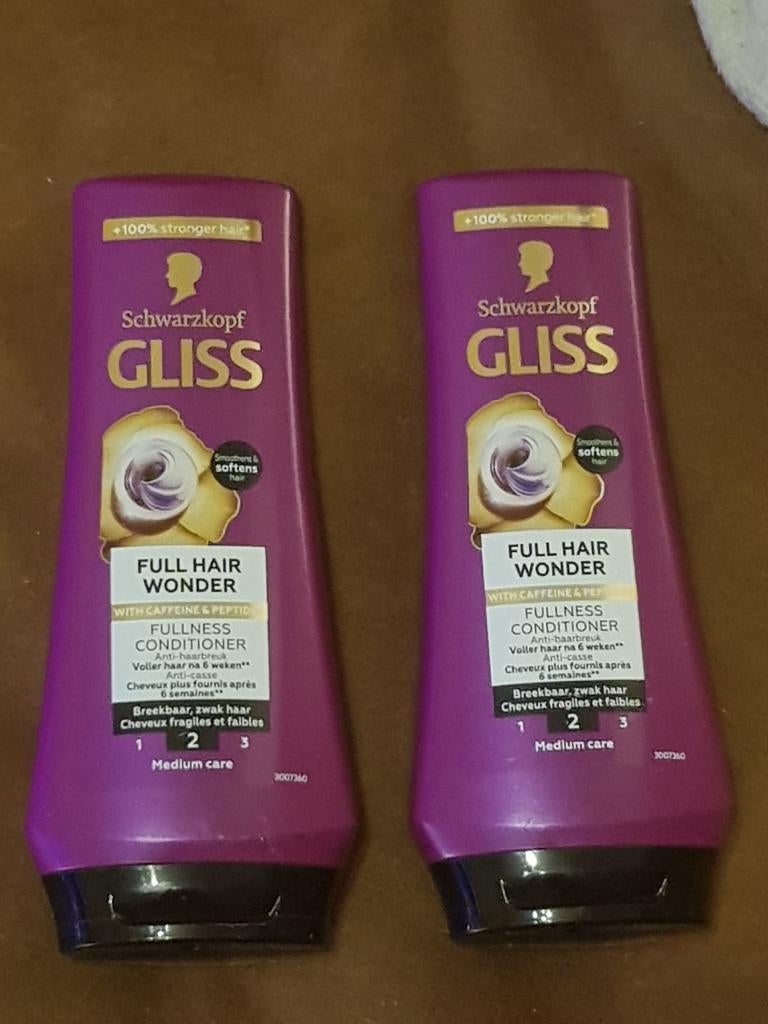 2 NIEUWE  Schwarszkopf Gliss Stronger Hair Full Conditioner, Ophalen of Verzenden, Nieuw, Shampoo of Conditioner