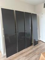 Gratis afhalen grijze Ikea Pax kastdeuren met zwarte knop, Huis en Inrichting, Kasten | Kledingkasten, Kunststof, Gebruikt, 200 cm of meer