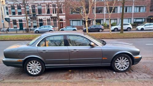 Jaguar XJ 4.2 Executive AUT 2005 Grijs, Auto's, Jaguar, XJ, Benzine, D, Sedan, Automaat, Origineel Nederlands, Zilver of Grijs