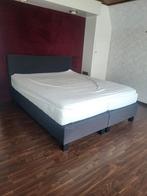 Boxspring met matrassen en topper, Ophalen, Gebruikt, Tweepersoons, Tijdloos