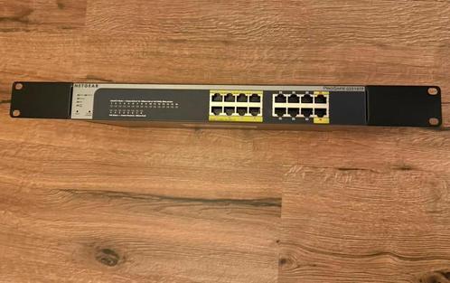 Netgear GS516TP PoE switch, Computers en Software, Netwerk switches, Gebruikt, Ophalen of Verzenden