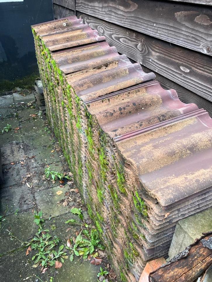 200 Gebruikte Dakpannen - Ca, Doe-het-zelf en Verbouw, Dakpannen en Dakbedekking, Gebruikt, Dakpannen, Steen of Klei, Rood, 15 m² of meer