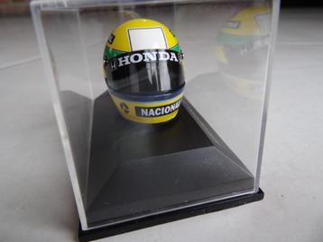 GEZOCHT : Senna en Schumacher helmpjes schaal 1/8 beschikbaar voor biedingen