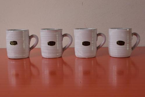 Set van 4 retro vintage jaren 50 / 60 mokken - Het ovenhuis, Huis en Inrichting, Keuken | Servies, Zo goed als nieuw, Kop(pen) en/of Schotel(s)