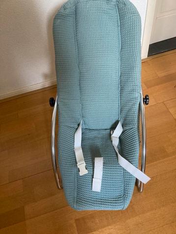 Vintage wipstoeltje ( begin jaren 80) beschikbaar voor biedingen