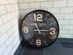 Mooie Wandklok - Union Hotel Paris, Ophalen of Verzenden, Gebruikt, Analoog, Wandklok