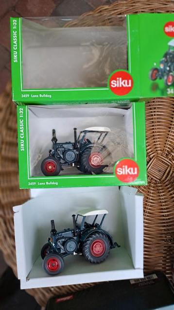 2x Lanz Bulldog Siku 1:32 beschikbaar voor biedingen