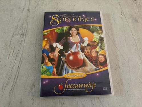 Studio 100 Musical Sneeuwwitje DVD, Cd's en Dvd's, Dvd's | Kinderen en Jeugd, Zo goed als nieuw, Film, Avontuur, Ophalen of Verzenden