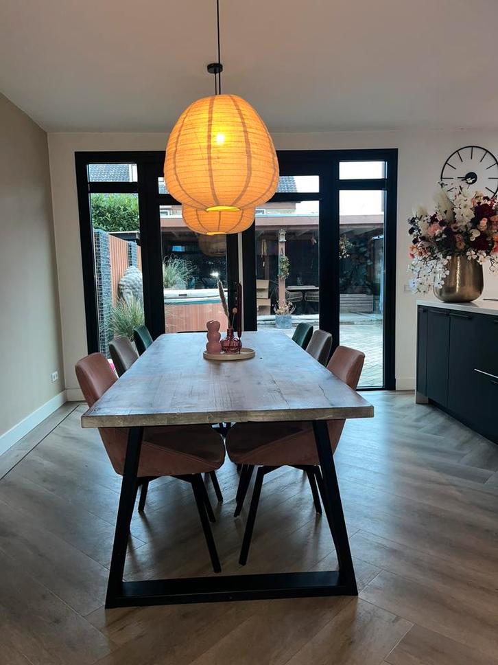 Eethoek eiken tafel + 6 velvet By Boo “Beau” draaistoelen, Huis en Inrichting, Tafels | Eettafels, Zo goed als nieuw, 50 tot 100 cm