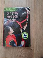Joke Reijnders - Een pony met een geheim, Ophalen of Verzenden, Zo goed als nieuw, Joke Reijnders