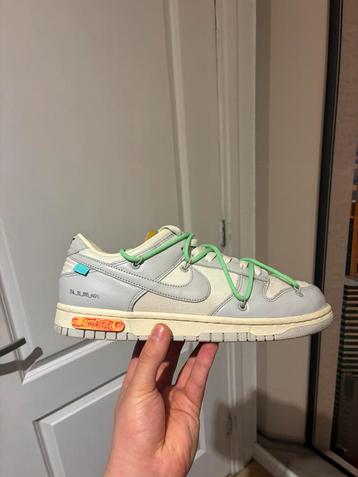 Dunk low off white lot 26 beschikbaar voor biedingen