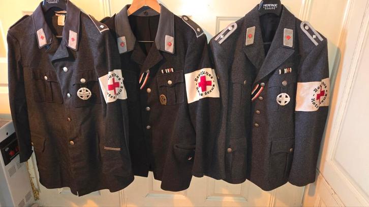 WO2 Rode kruis uniform., Verzamelen, Militaria | Tweede Wereldoorlog, Overige soorten, Kleding of Schoenen, Duitsland, Ophalen of Verzenden