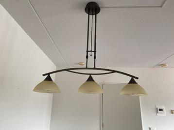 Armatuur met 3 lampen beschikbaar voor biedingen