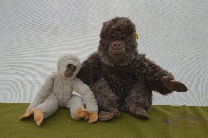 2 Vintage Steiff apen: Gorilla Gora Baby 1977-1981 Baby wit, Verzamelen, Beren en Cherished Teddies, Gebruikt, Stoffen beer, Steiff