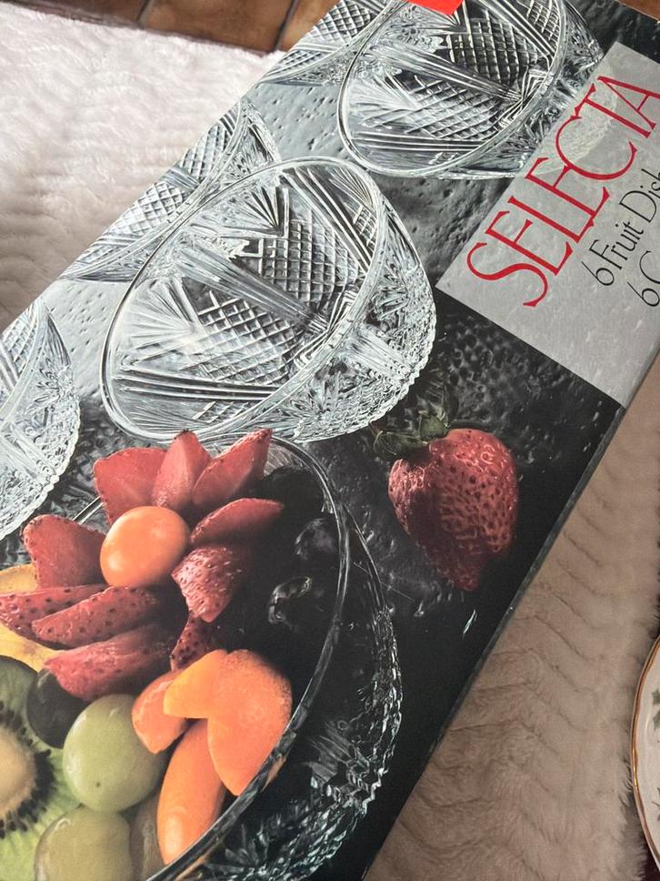 Selecta 6 Fruit Dishes - Nieuw in doos, Huis en Inrichting, Woonaccessoires | Schalen en Manden, Nieuw, Schaal, Rond, Glas, Ophalen