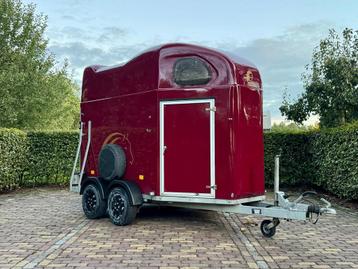 Mooie 2 paards Cheval Liberte, zadelkamer aluminium bodem beschikbaar voor biedingen