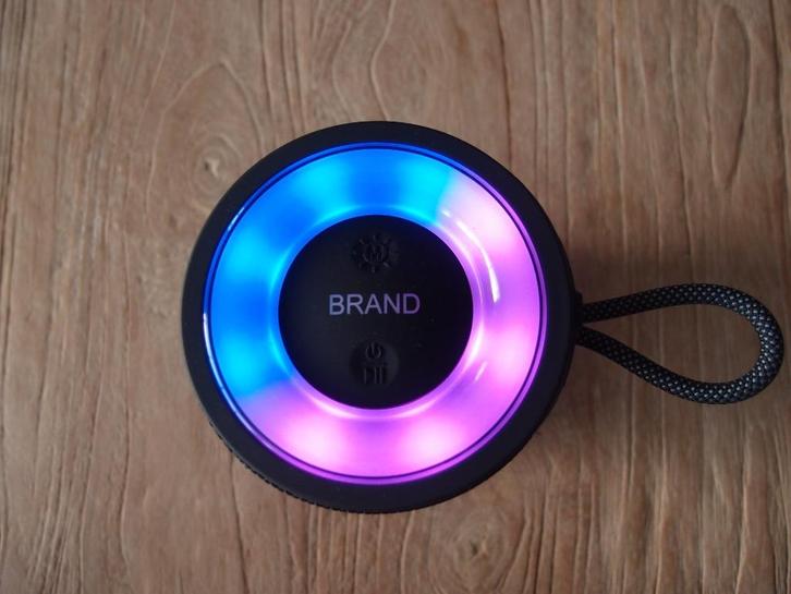 Draagbare bluetooth speaker luidspreker met licht effecten, Audio, Tv en Foto, Luidsprekers, Nieuw, Overige typen, Minder dan 60 watt